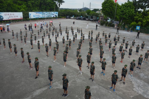 黃埔夏令營，告訴你為什么要讓孩子參加軍事夏令營